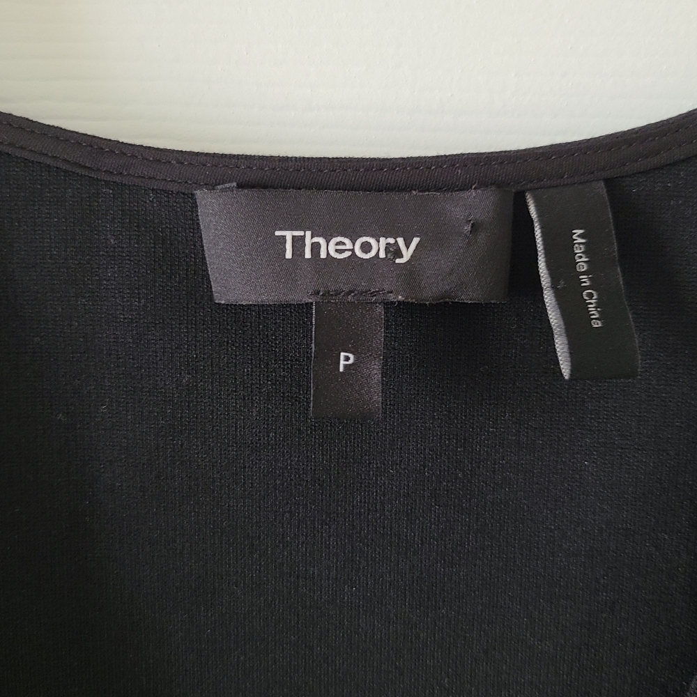 Theory Zadeia Top Cami Set - Picture 6 of 6